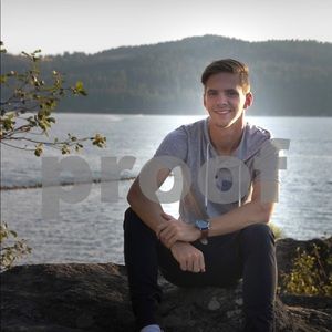 Meet your Posher, Gregory